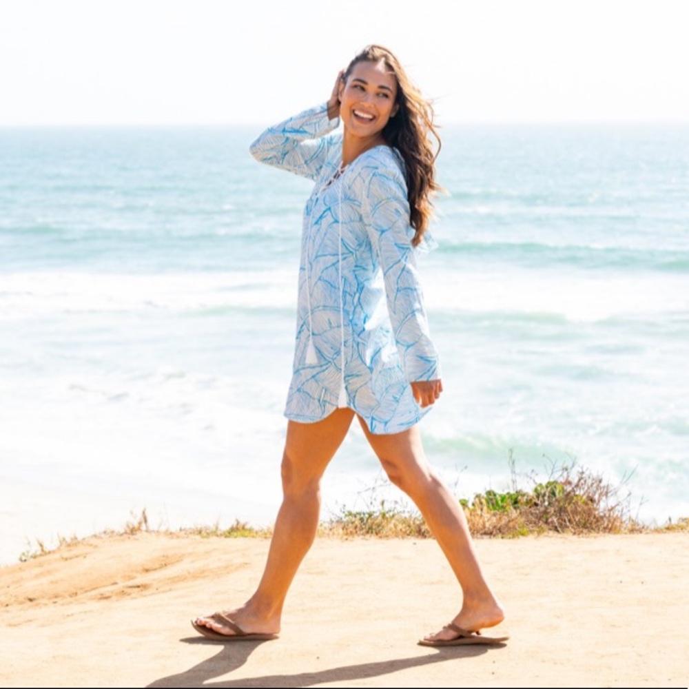 Charlie Holiday The Coco Cover Up Hooded Tropical Banana Leaf Blue Medium